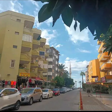 公寓 Very Close To Cleopatra Beach.