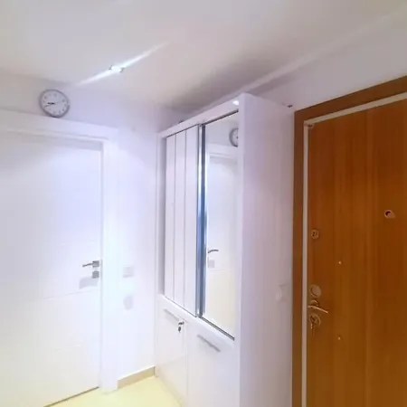 Apartment Very Close To Cleopatra Beach. *